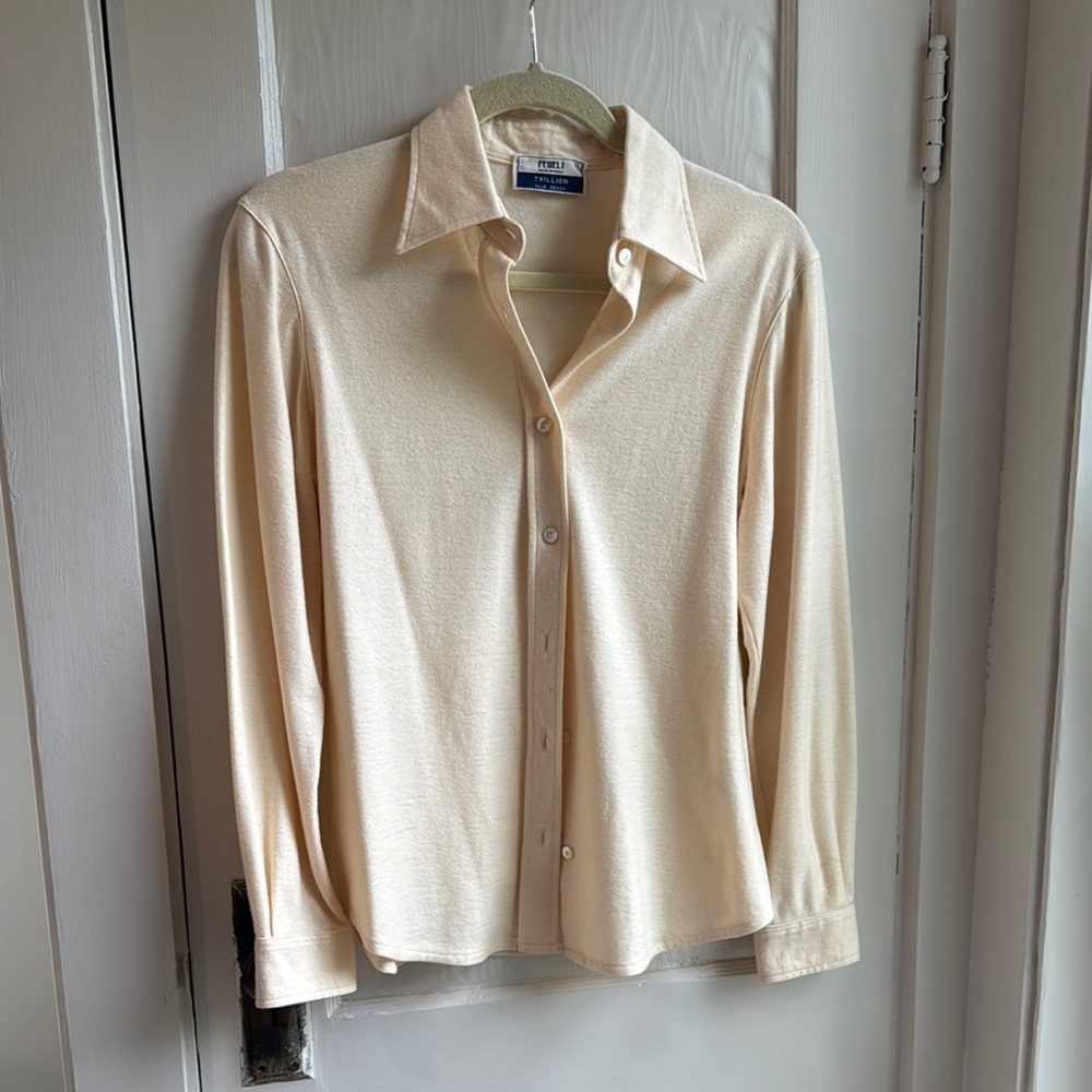 SALE!!!! Vintage Italian Cashmere Beige Button-Up Blouse